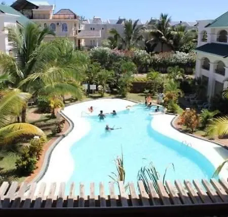 Beach Apartment Flic En Flac Exterior photo